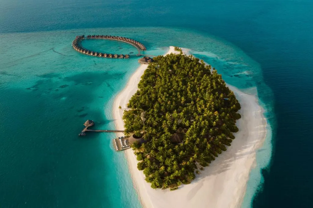Dhaalu Atoll