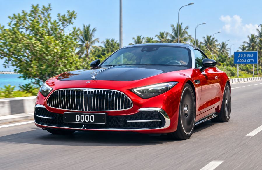 Demo Mercedes-Maybach SL 680 – Luxury Convertible Rental