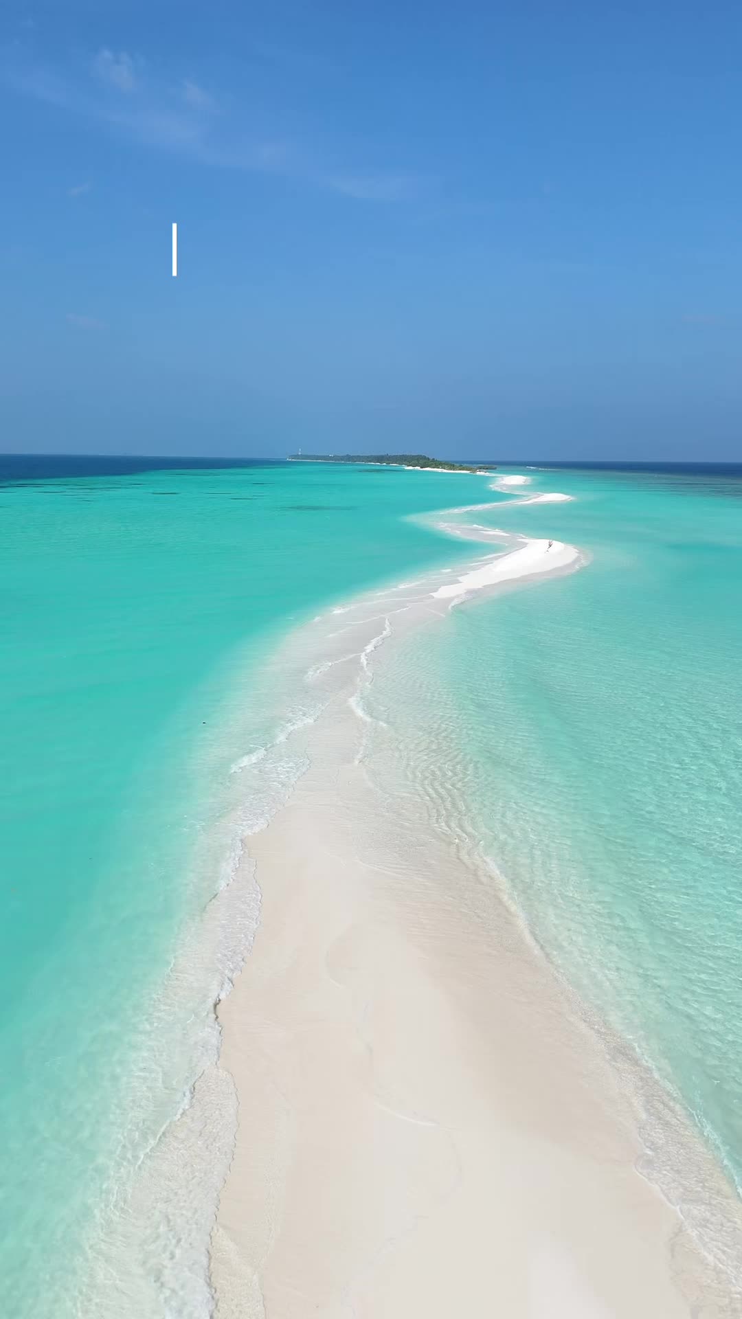 Adding this to your bucket list yet? 🌴🌎#maldives #bucketlist #sandbanks #dronevideo #fyp