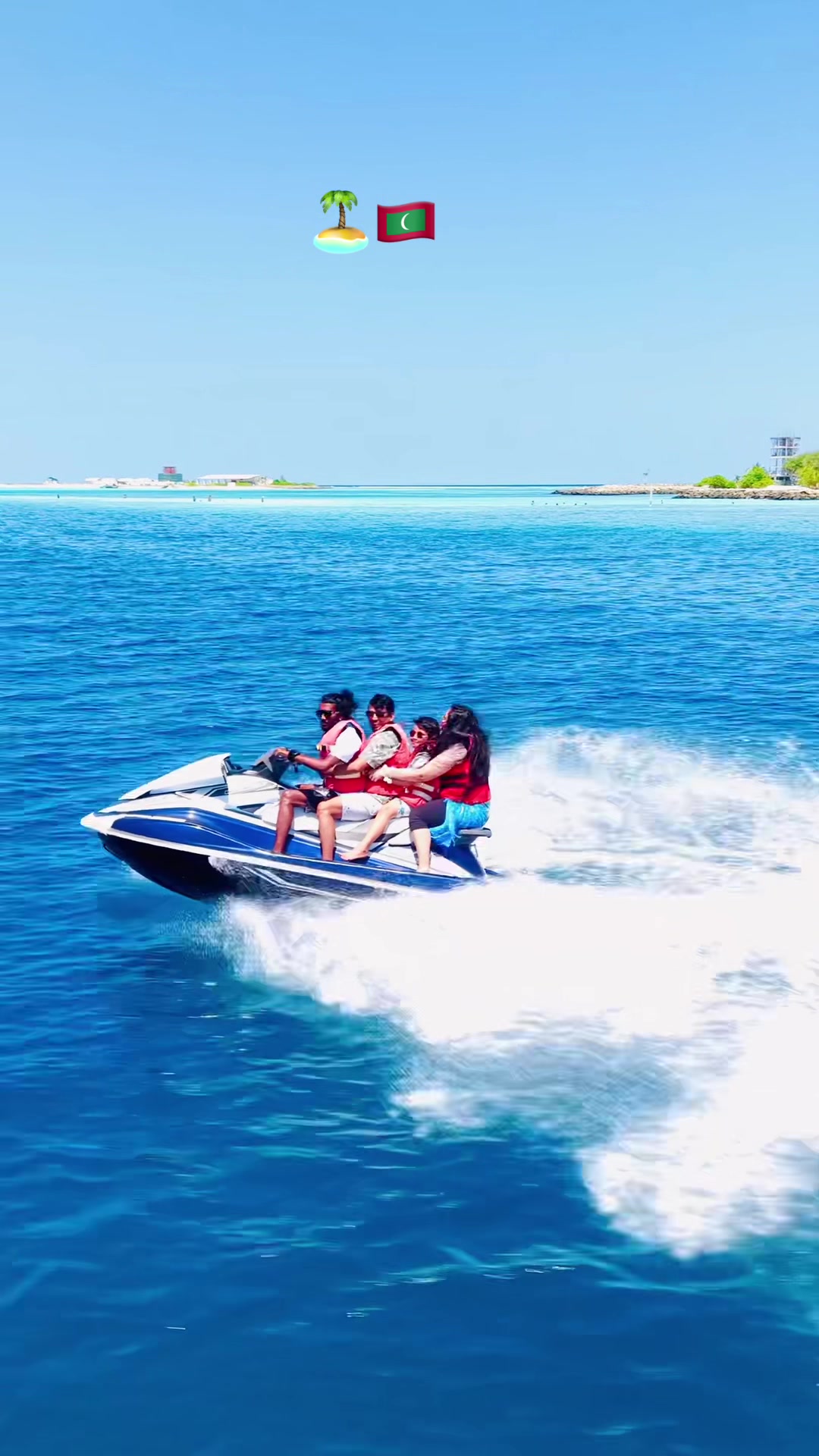 #maldives🌊🏝️ #visitmaldives🇲🇻🏝 #visitmaafushi #maldivestiktok #visitmaldives🏝️🥰 Jetski ride 🌊