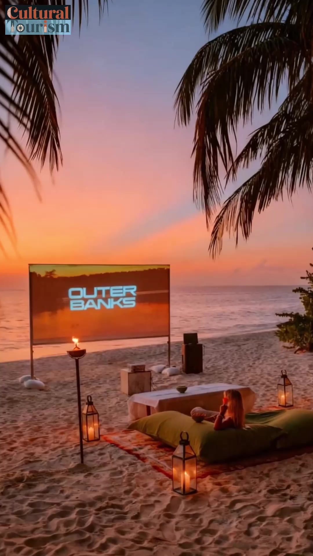 Beach cinema in Maldieves