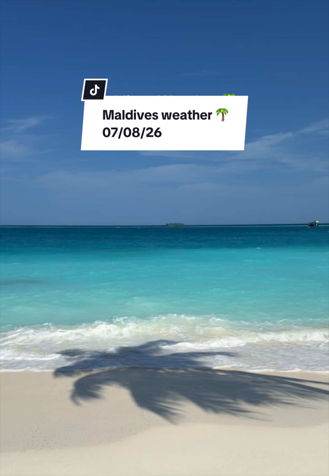 How beautiful does the sea look today? 🥹💙 Another bright and sunny day here in the Maldives! ☀️ Still a little breezy, with a light shower at the end of the day, but overall it&rsquo;s been incredibly hot and absolutely gorgeous. 😍 #maldives #maldivesweatherupdate #maldivesweather #vacation